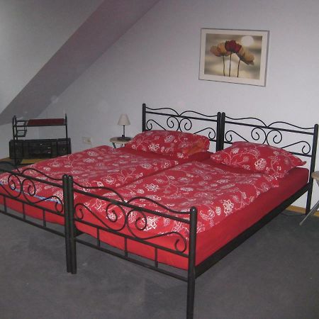 Ferienwohnung Pforzheim Esterno foto